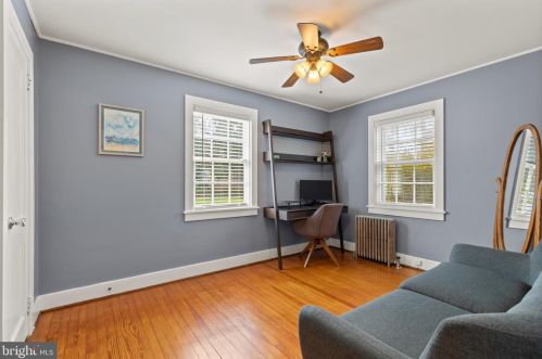 106 Roselle Ave, Lancaster PA  17603-6672 exterior