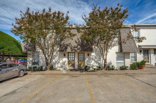 906 Weatherred Dr, Richardson, TX 75080-7255