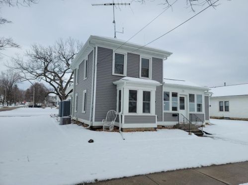 412 Rollin St, Edgerton, WI 53534-1122