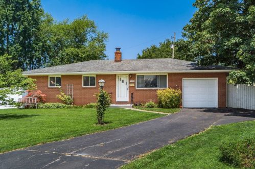 3739 Meadow Ln, Darbydale, OH 43123-2212