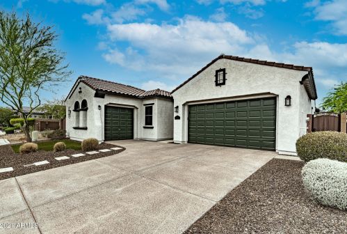 26807 15th Dr, Phoenix, AZ 85085-6315