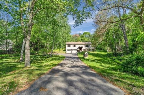 173 Hudson Rd, Stow, MA 01775-1216