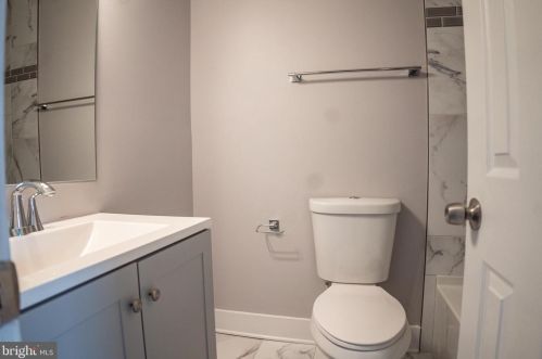 14796 Tamarack Pl, Woodbridge VA  22191-3136 exterior