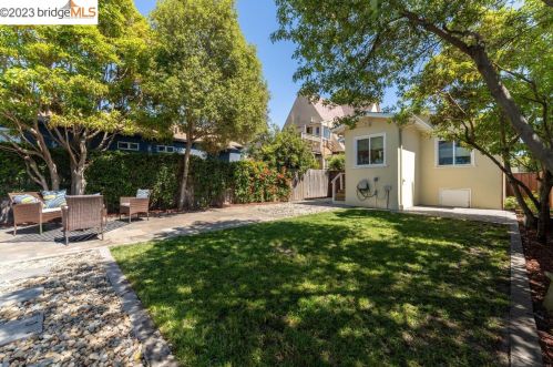 1505 Russell St, Berkeley CA 94705-2334 exterior