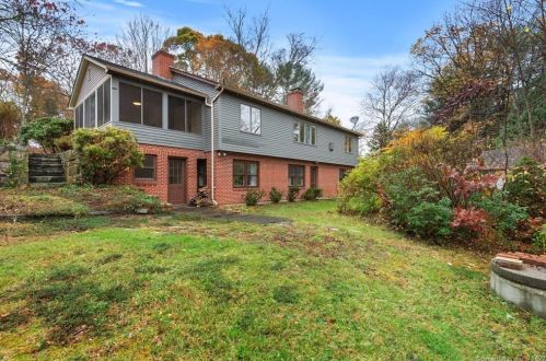 6 Ledgewood Dr, Lyme, CT 06371-1112