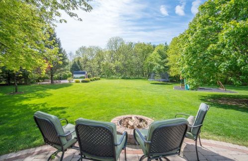 4948 Bayfield Dr, Waterford WI  53185-3376 exterior