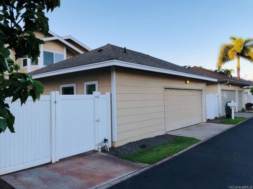 91-1023 Kaiakua St, Ewa Beach HI  96706 exterior