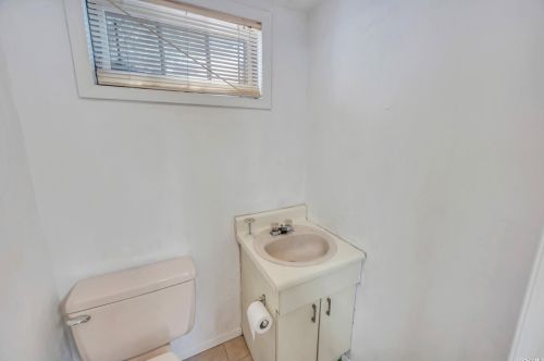 738 Salisbury Park Dr, Westbury NY  11590-5820 exterior