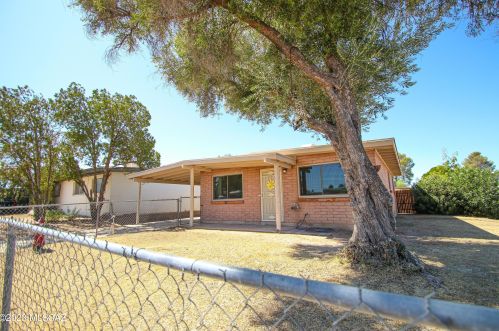 4281 Jay Ave, Tucson, AZ 85705-2228