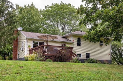 31 Ridge Rd, Terryville, CT 06786-4515