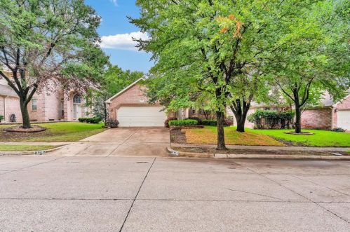 4749 Misty Ridge Dr, Fort Worth, TX 76137-5103