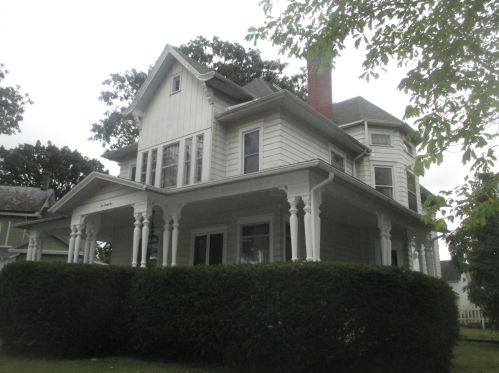 521 East St, Washington Court House, OH 43160-2021