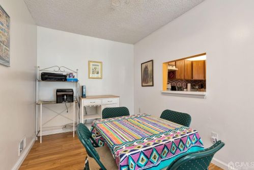 402 Danbury Ln, East Brunswick NJ  08816-5114 exterior