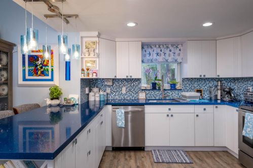 16 Corrine Pl, Key Largo FL 33037-4203 exterior