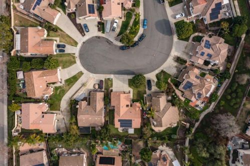 1325 Linsay Pl, Escondido CA  92026-3606 exterior