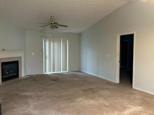 21 Bobwhite Ct, Amelia, OH 45102-2103