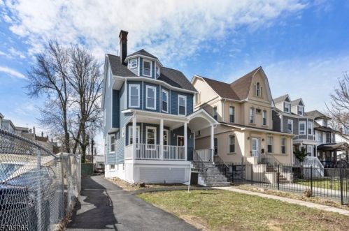 215 Rutledge Ave, East Orange NJ  07017-4911 exterior