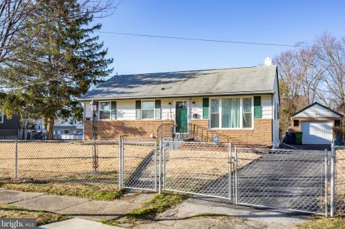 307 Veterans Dr, Palmyra NJ  08065-2318 exterior