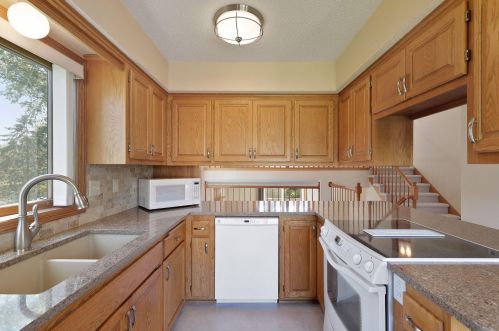 1103 Eagle Ridge Ct, Stillwater MN  55082-9151 exterior