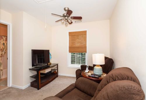 57 Aveonis Ct, Fishkill NY  12524-1638 exterior