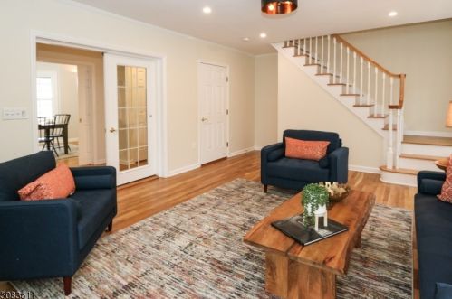 344 Ridgewood Rd, South Orange NJ  07079-1622 exterior