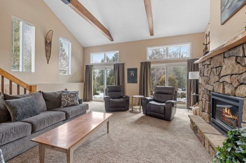 5 Wildwood Dr, Ellsworth NH  03223-4260 exterior