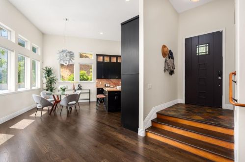 7164 Buckingham Blvd, Berkeley CA  94705-1715 exterior