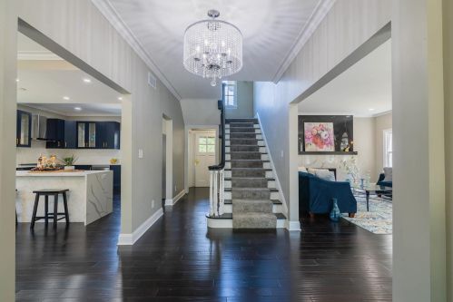 2726 Beverly Rd, Milwaukee WI  53211-2438 exterior