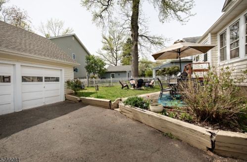 964 Maurice Ave, Rahway NJ  07065-2103 exterior