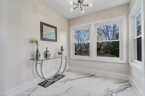 226 Davis Ave, Lacey NJ  08731-3519 exterior