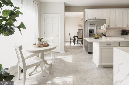 8778 Grantham Ct, Bristow VA  20136-2030 exterior