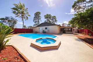 6340 Grissom Pkwy, Cocoa, FL 32927-3136