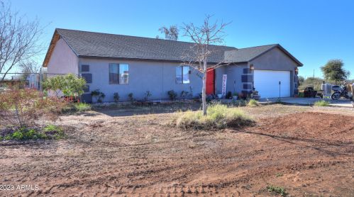 6589 Fox Hollow Ln, San Tan Valley, AZ 85140-8108