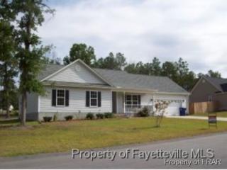284 Himalaya Dr, Raeford, NC 28376-8125