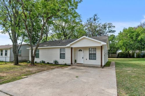 210 Thomas St, Terrell, TX 75160-3828