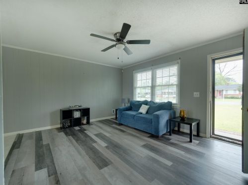 2309 Camelia St, Cayce-West Columbia SC  29033-2509 exterior