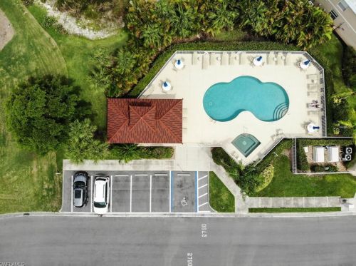 2770 Cypress Trace Cir, Naples FL  34119-8566 exterior