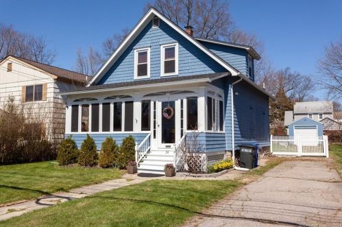24 Myrtle St, Norwalk, CT 06855-1314