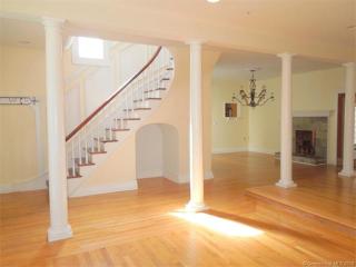 1190 Quinnipiac Ave, New Haven CT  06513-2373 exterior