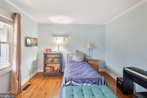 10329 Gordon Rd, Spotsylvania VA  22553-3725 exterior