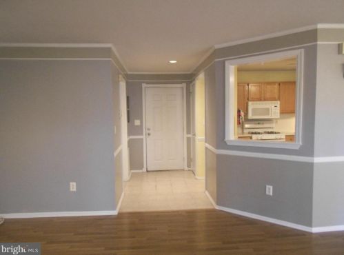 501 Silvia St, Trenton, NJ 08628-3237