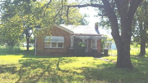 401 Broadway St, Maud, OK 74854-2593