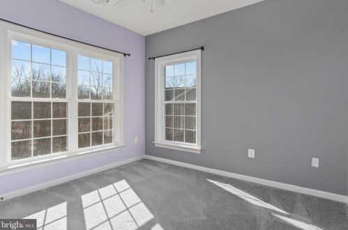 22476 Dinah Pl, Leesburg VA 20175-4808 exterior