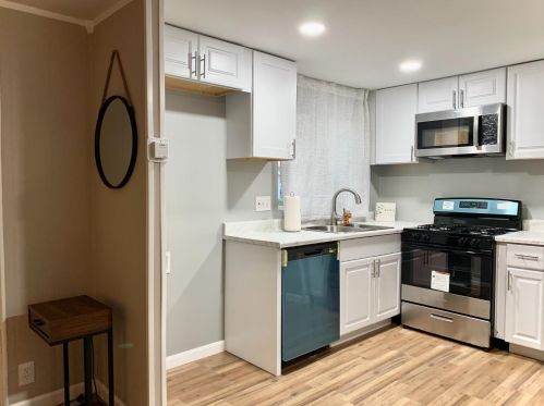 127 Calle Maria, Elk Grove CA 95624-2540 exterior