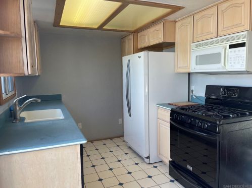 1333 Nashville St, San Diego CA 92110-3712 exterior