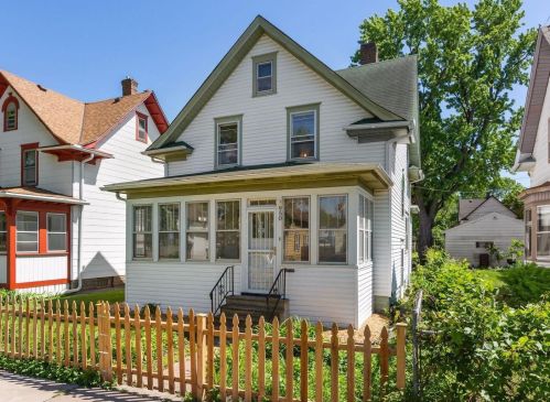 950 Aurora Ave, Saint Paul, MN 55104-4710