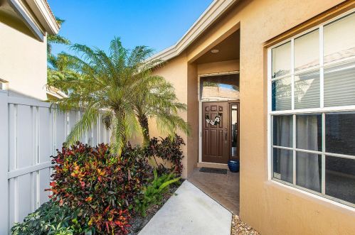 8166 Quail Meadow Way, West Palm Beach, FL 33412-1507