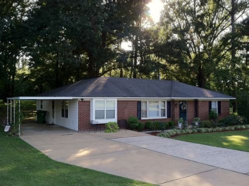 3557 Wortham Rd, Millington, TN 38053-7838