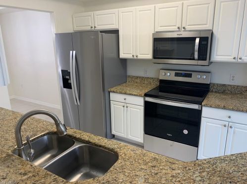 1310 Henley St, Naples, FL 34105-4848