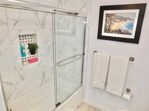 6820 Motz St, Paramount CA  90723-4741 exterior